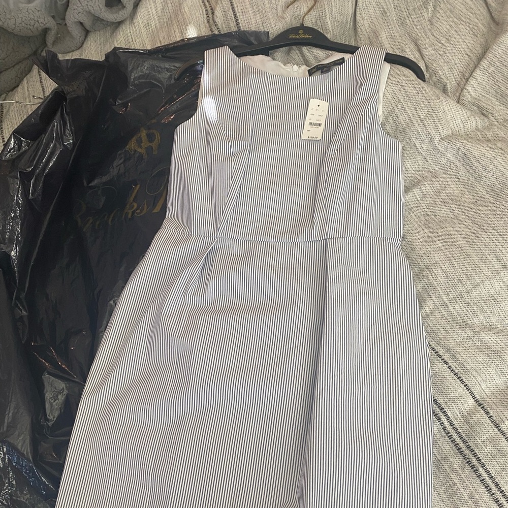 Brooks Brothers Sheath seersucker dress. NWT still in garment bag